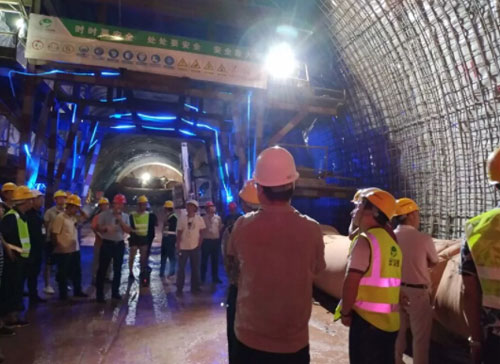 圖為思瀾項目夯實品質(zhì)工程建設(shè)